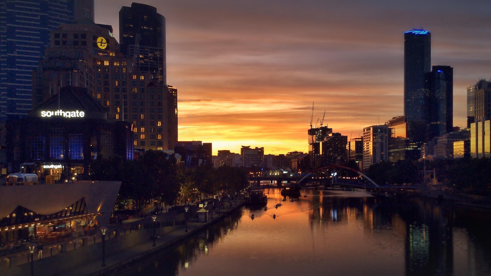 Take stunning night photography low light photos on your iPhone or Android